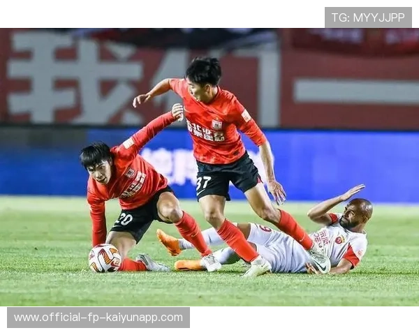 上海海港在亚冠争夺中受挫，柔佛主场强大压力