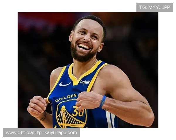 库里连续命中拉开比分